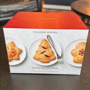 DELETING Mini Hand Pie Molds—Snowflake|Tree|Mitten